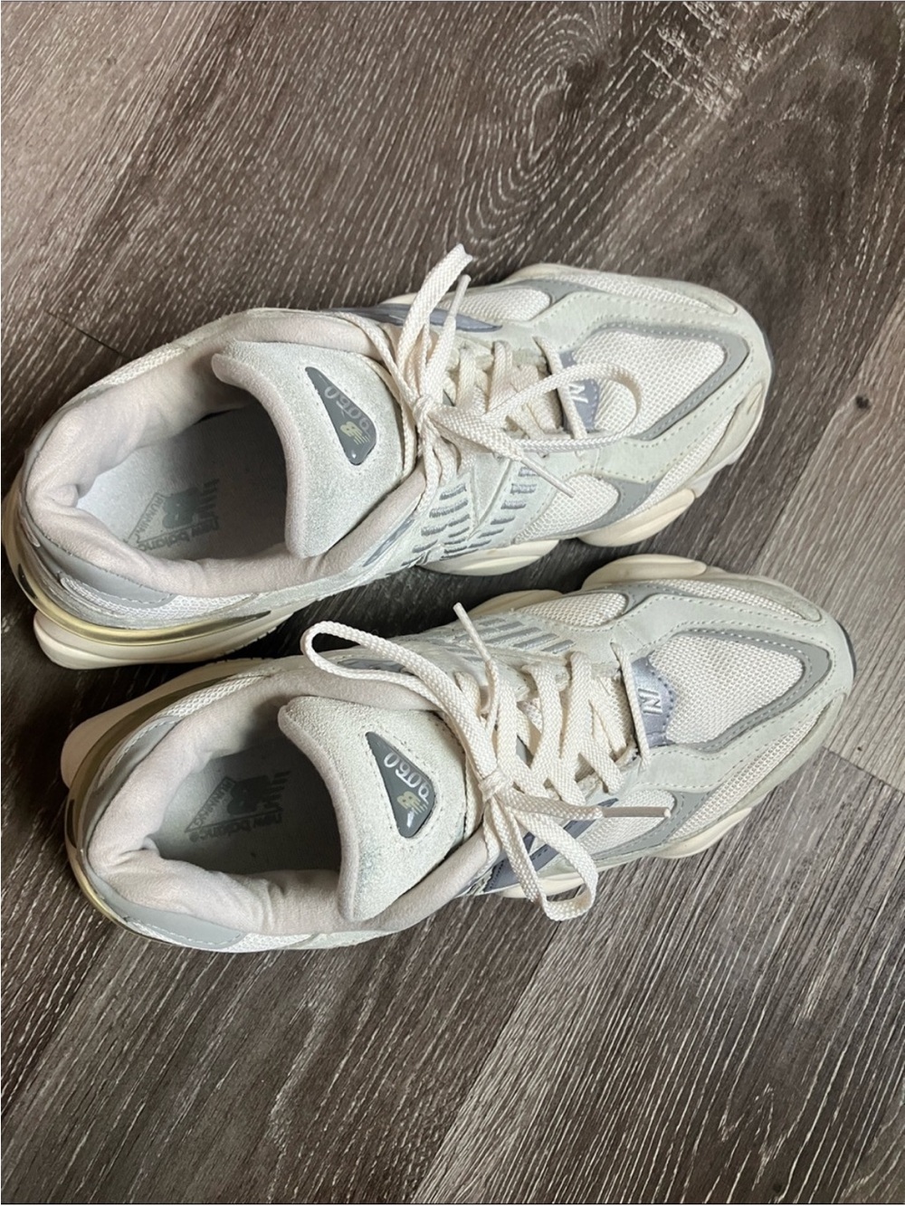 New Balance 9060 - Picture 6 of 8